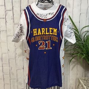 Harlem Globetrotters Autographed T-Shirt Jersey Style #21 Sz M 14 Signatures